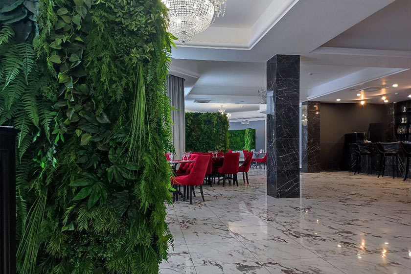 Ресторан «А-ля карт» и бар «Айрон»