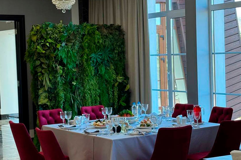 Ресторан «А-ля карт» и бар «Айрон»